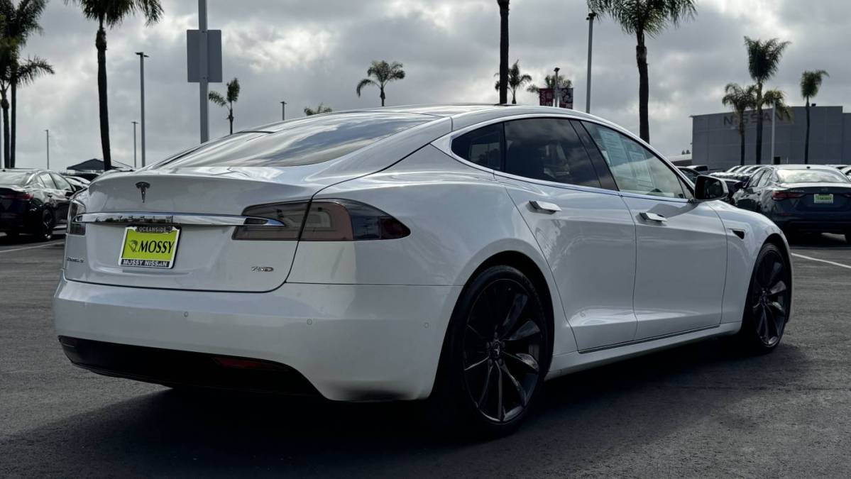 2017 Tesla Model S 5YJSA1E29HF178413