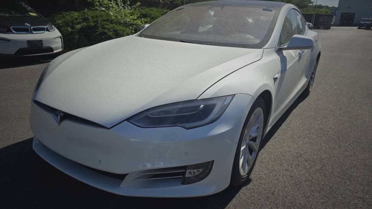 2017 Tesla Model S 5YJSA1E28HF226774