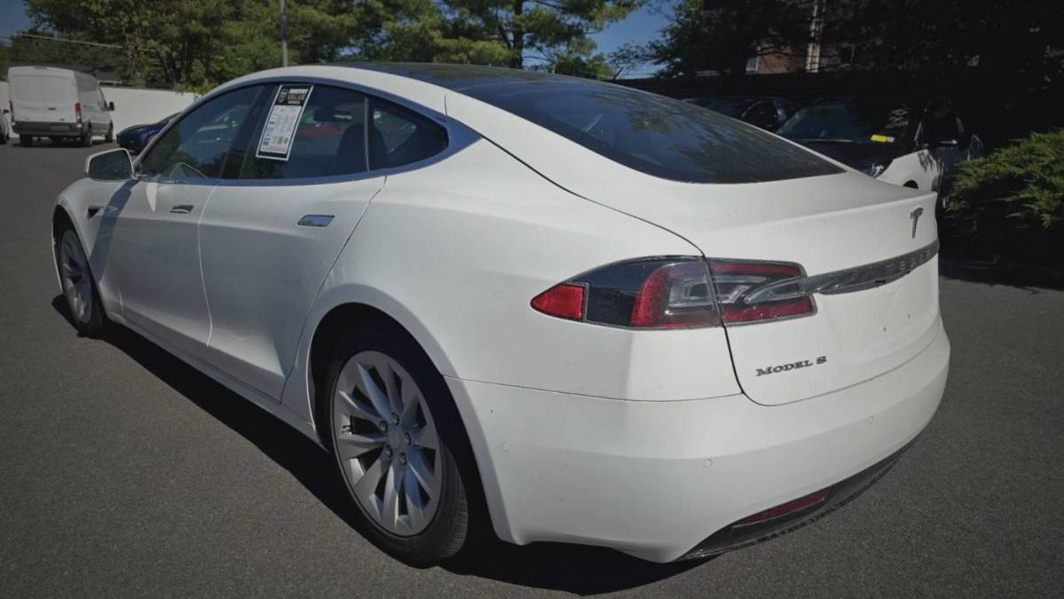 2017 Tesla Model S 5YJSA1E28HF226774