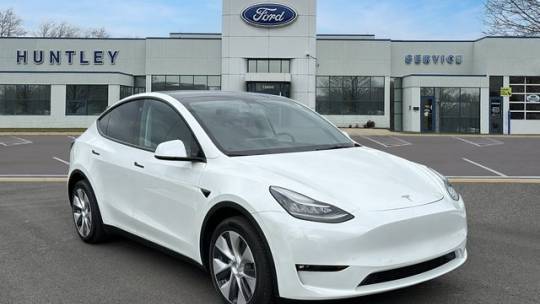 2021 Tesla Model Y 5YJYGDEE0MF239310