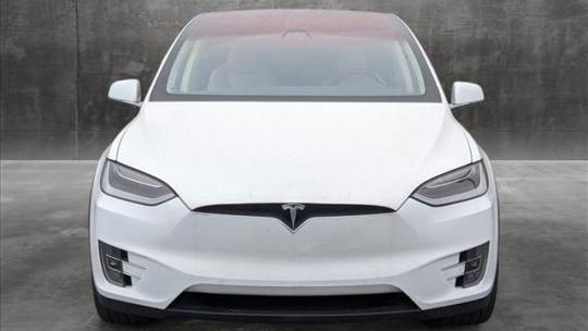 2017 Tesla Model X 5YJXCBE25HF041555