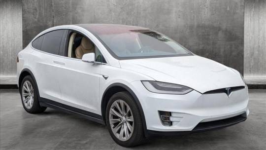 2017 Tesla Model X 5YJXCBE25HF041555