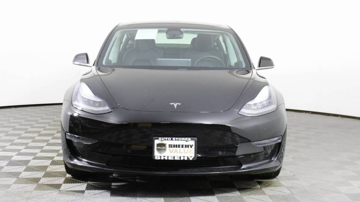 2018 Tesla Model 3 5YJ3E1EB6JF115686