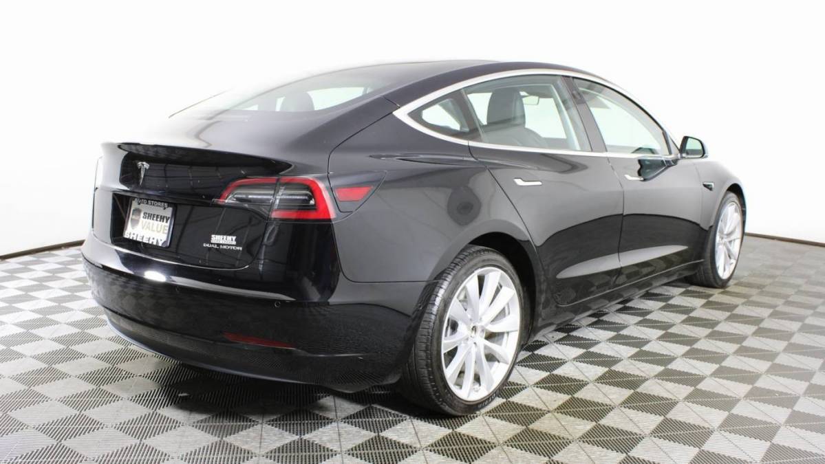 2018 Tesla Model 3 5YJ3E1EB6JF115686