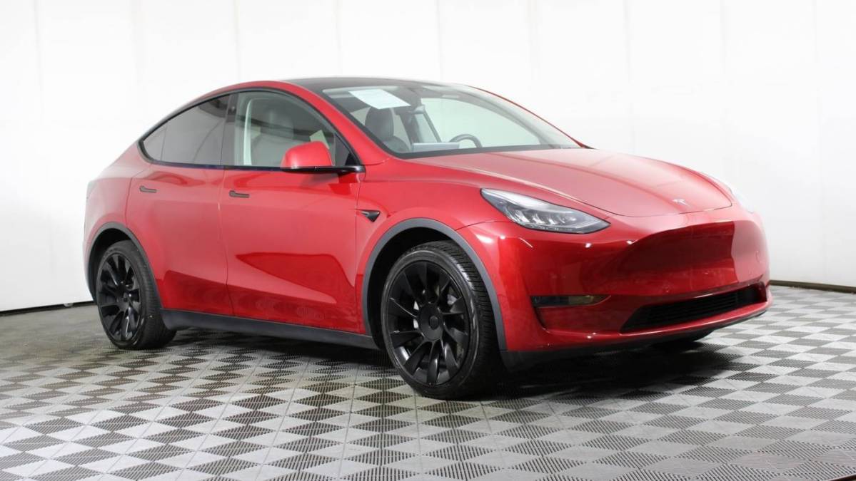 2021 Tesla Model Y 5YJYGDEE4MF102337