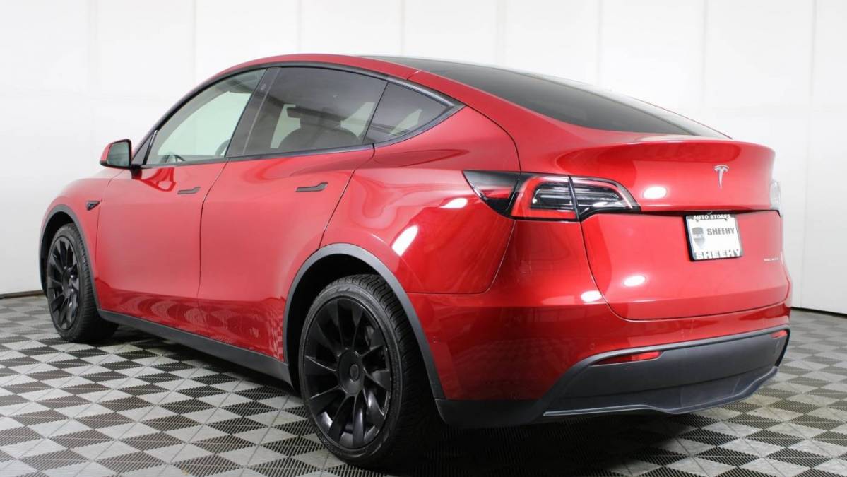 2021 Tesla Model Y 5YJYGDEE4MF102337