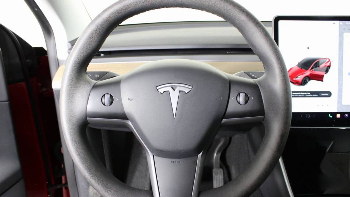 2021 Tesla Model Y 5YJYGDEE4MF102337