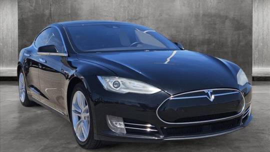 2015 Tesla Model S 5YJSA1E19FF115039