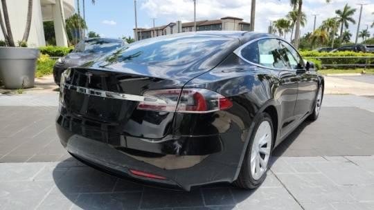 2018 Tesla Model S 5YJSA1E2XJF287985