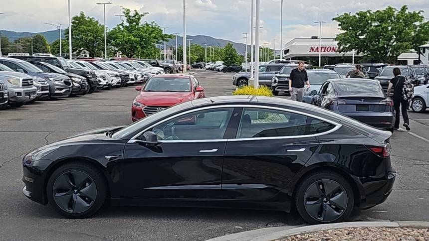 2019 Tesla Model 3 5YJ3E1EA2KF399665