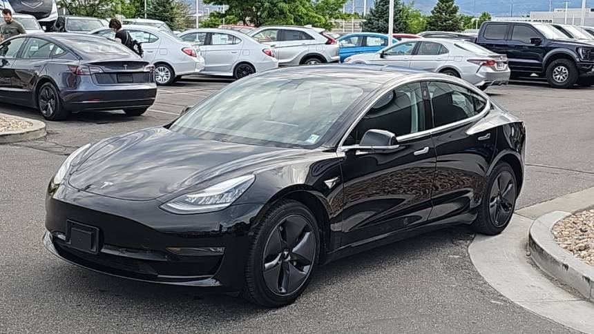 2019 Tesla Model 3 5YJ3E1EA2KF399665