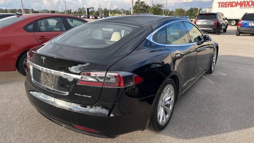 2019 Tesla Model S 5YJSA1E20KF335303