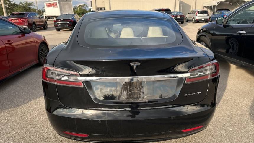 2019 Tesla Model S 5YJSA1E20KF335303