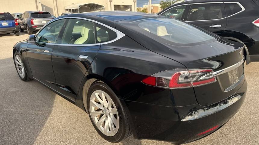 2019 Tesla Model S 5YJSA1E20KF335303