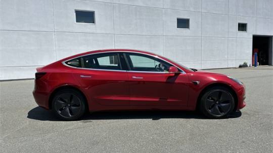 2018 Tesla Model 3 5YJ3E1EAXJF048100