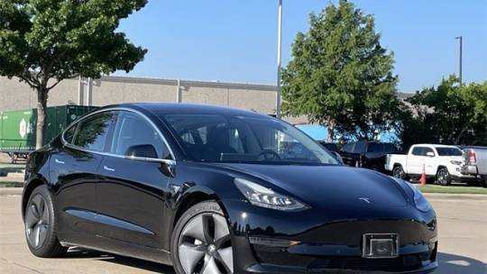 2018 Tesla Model 3 5YJ3E1EA5JF157385