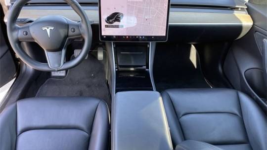 2018 Tesla Model 3 5YJ3E1EA5JF157385