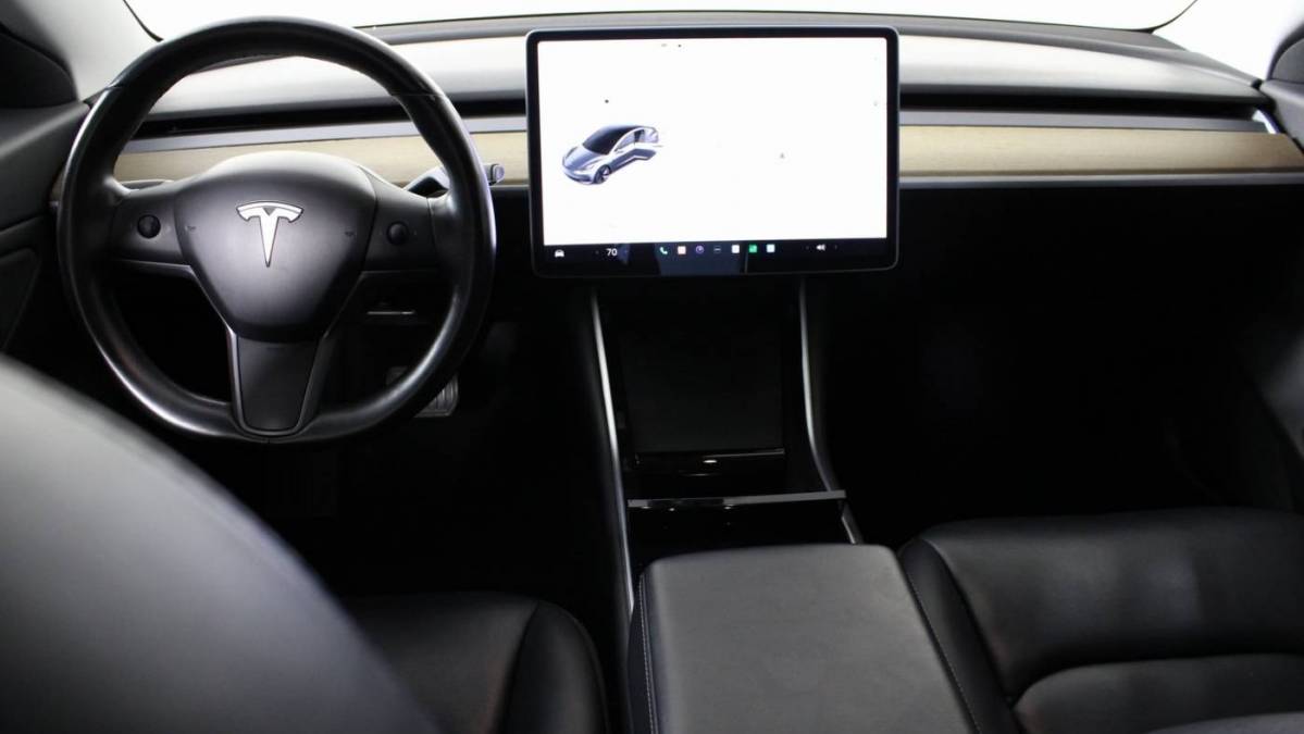 2018 Tesla Model 3 5YJ3E1EB6JF093124