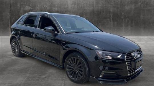 2018 Audi A3 Sportback e-tron WAUUPBFF7JA085223