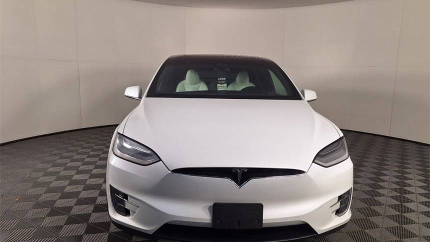 2020 Tesla Model X 5YJXCDE48LF303445