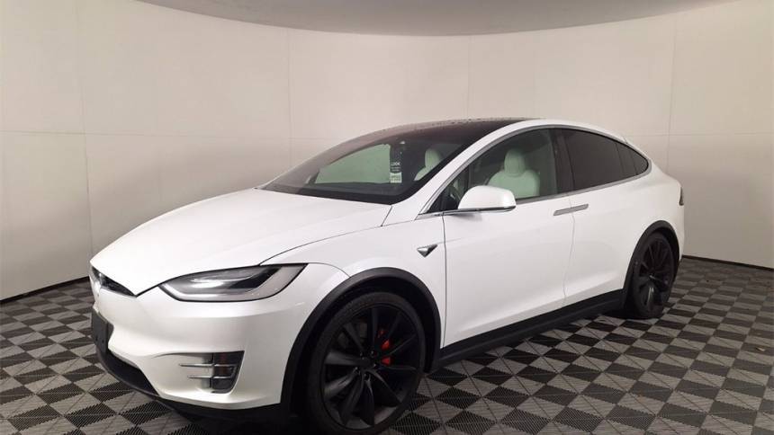 2020 Tesla Model X 5YJXCDE48LF303445