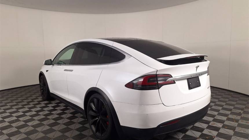 2020 Tesla Model X 5YJXCDE48LF303445