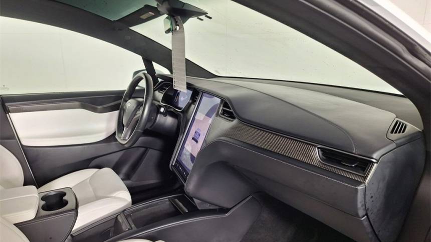 2020 Tesla Model X 5YJXCDE48LF303445