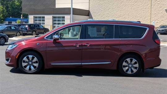 2018 Chrysler Pacifica Hybrid 2C4RC1N70JR168397