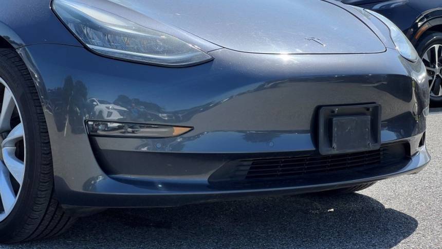 2018 Tesla Model 3 5YJ3E1EA3JF024091