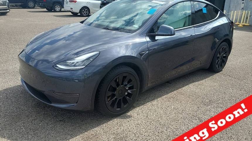 2021 Tesla Model Y 5YJYGDEE7MF099143