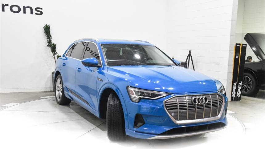 2019 Audi e-tron WA1LAAGE2KB005378