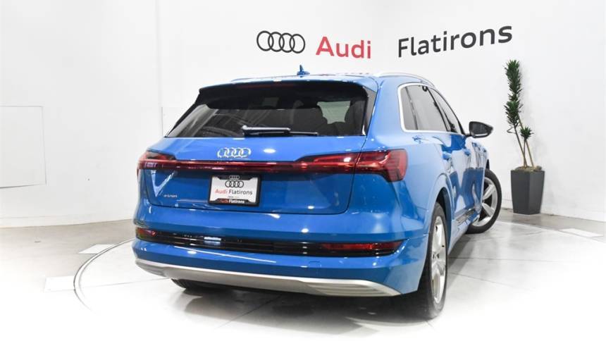 2019 Audi e-tron WA1LAAGE2KB005378