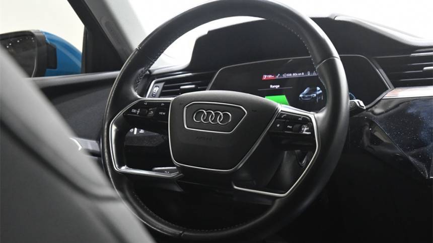 2019 Audi e-tron WA1LAAGE2KB005378